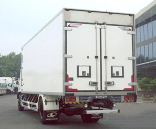GIÁ XE HINO 8 TẤN FG8JT7A-UTL THÙNG ĐÔNG LẠNH 8.16M