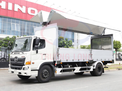 GIÁ XE HINO 8 TẤN FG8JT7A-UTL THÙNG KÍN CÁNH DƠI 9.3M