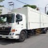 HINO 8 TẤN FG8JT7A-UTL THÙNG KÍN CÁNH DƠI BỬNG NÂNG 9.3M
