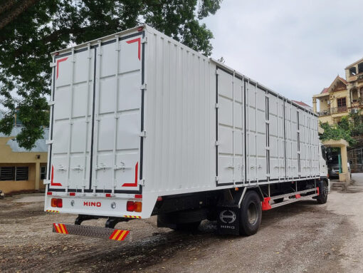 Xe Hino 8 tấn FG8JT7A-UTL thùng kín container 10M