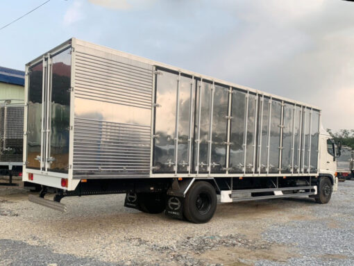 GIÁ XE HINO 8 TẤN FG8JT7A-UTL THÙNG KÍN INOX 10M