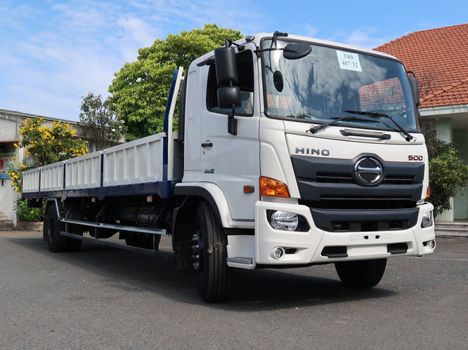 GIÁ XE HINO 8 TẤN FG8JT7A-UTL THÙNG LỬNG 10M