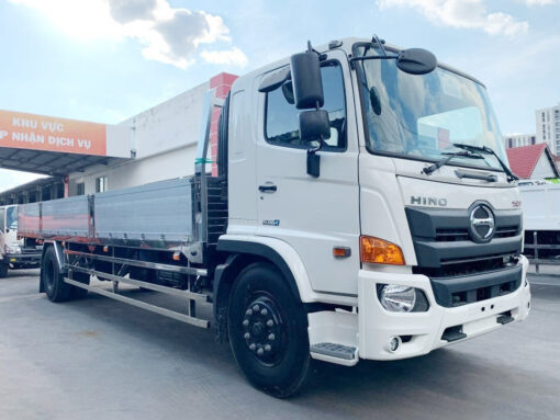GIÁ XE TẢI HINO 8 TẤN FG8JT7A-UTL THÙNG LỬNG 10M