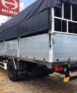GIÁ XE HINO 8 TẤN FG8JP7A-UTL THÙNG MUI BẠT 10M