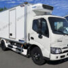 GIÁ XE TẢI HINO 1.9 TẤN XZU650L THÙNG ĐÔNG LẠNH 4.42m