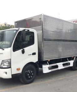 GIÁ XE TẢI HINO 1.9 TẤN XZU650L THÙNG KÍN 4.5M