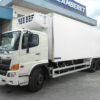 Xe tải Hino 15 tấn FL8JW7A-M thùng đông lạnh 8.6M