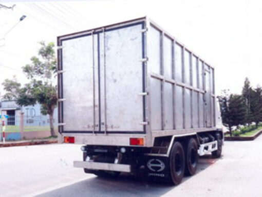 GIÁ XE TẢI HINO 15 TẤN FM8JN7A-Q THÙNG KÍN INOX 6.13M