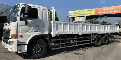 GIÁ XE TẢI HINO 15 TẤN FM8JW7A-U THÙNG LỬNG 8.9M
