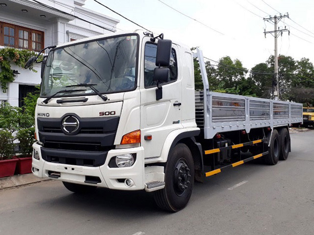 GIÁ XE TẢI HINO 15 TẤN FM8JW7A-U THÙNG LỬNG 8.9M