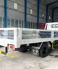GIÁ XE TẢI HINO 1T9 XZU650L THÙNG LỬNG 4.5M