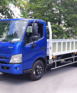 XE TẢI HINO 2.5 TẤN XZU710L THÙNG LỬNG 4.67M