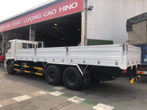 GIÁ XE TẢI HINO 3 CHÂN FL8JT7A-J THÙNG LỬNG 7.85M