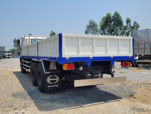 GIÁ XE TẢI HINO 3 CHÂN FL8JT7A-J THÙNG LỬNG 7.85M
