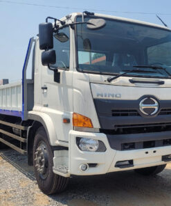 GIÁ XE TẢI HINO 3 CHÂN FL8JT7A-J THÙNG LỬNG 7.85M