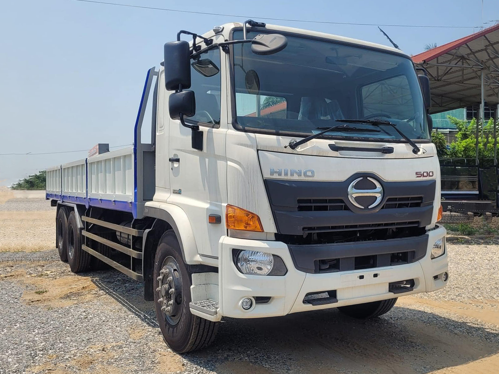 GIÁ XE TẢI HINO 3 CHÂN FL8JT7A-J THÙNG LỬNG 7.85M