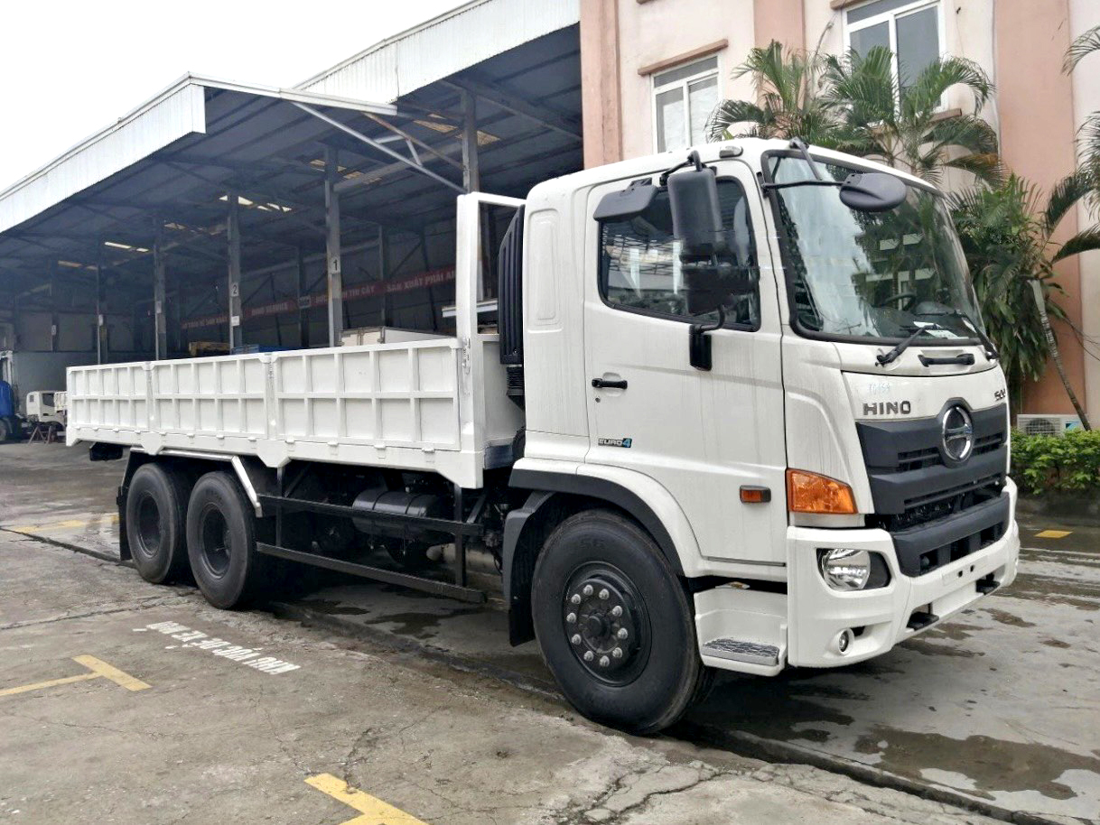 GIÁ XE TẢI HINO 3 CHÂN FM8JN7A-R THÙNG LỬNG 6.25M