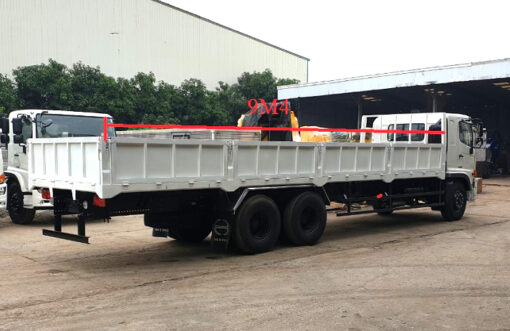 GIÁ XE HINO 3 CHÂN FM8JW7A-U THÙNG LỬNG 9.4M