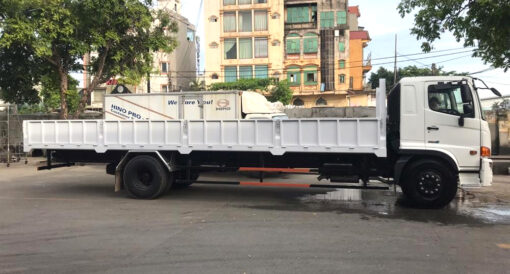 GIÁ XE TẢI HINO 8 TẤN FG8JT7A-UTL THÙNG LỬNG 10M