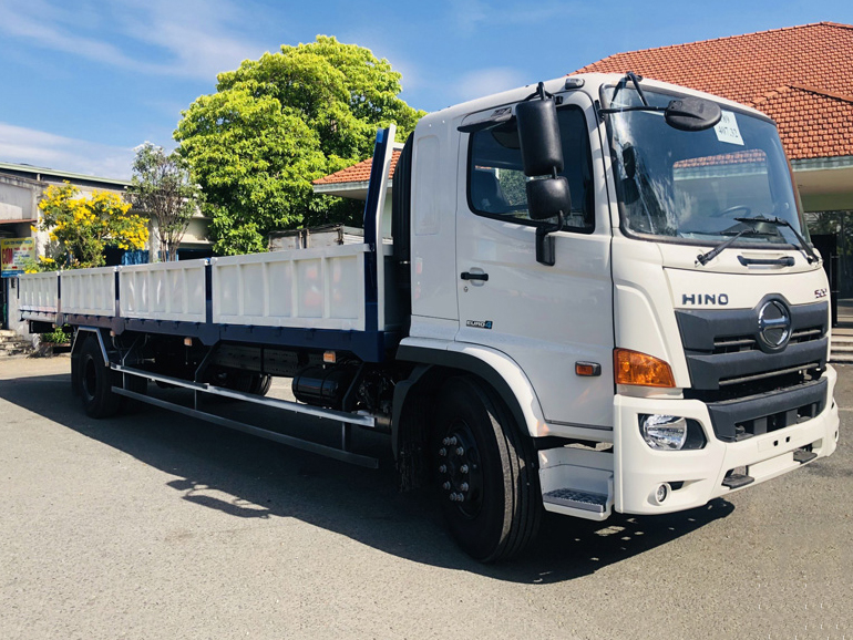 GIÁ XE TẢI HINO 8 TẤN FG8JT7A-UTL THÙNG LỬNG 10M