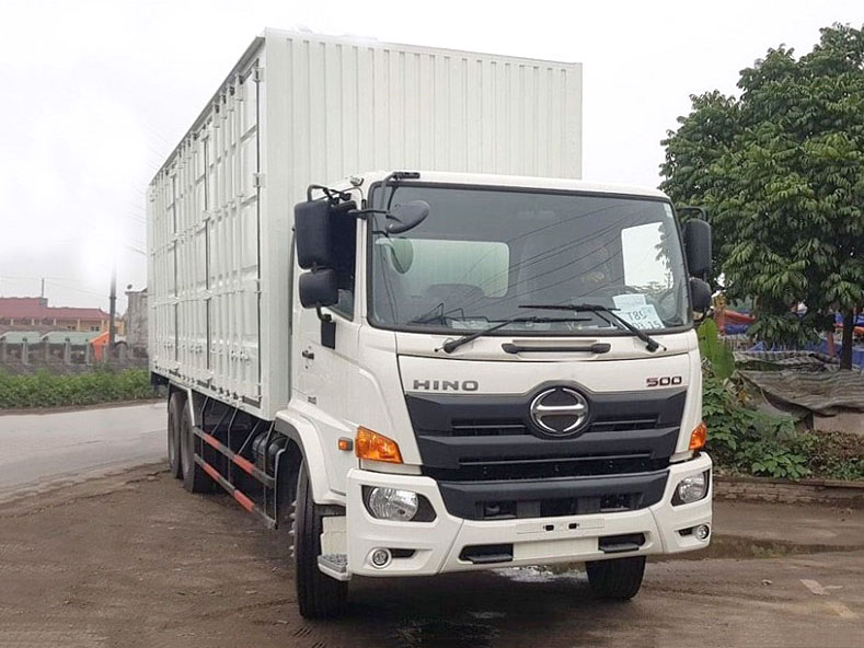 GIÁ XE HINO 15 TẤN FL8JW7A THÙNG CHỞ PALLET 9.4M
