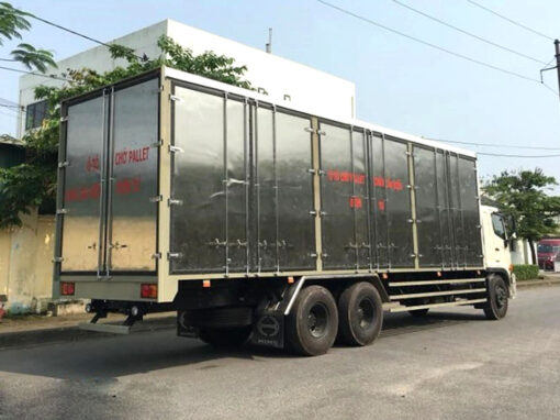 GIÁ XE HINO 15 TẤN FL8JW7A THÙNG CHỞ PALLET 9.41