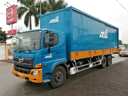 GIÁ XE HINO 3 CHÂN FL8JW7A-M THÙNG CHỞ PALLET 9.4M