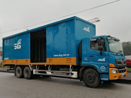 GIÁ XE HINO 3 CHÂN FL8JW7A-M THÙNG CHỞ PALLET 9.4M
