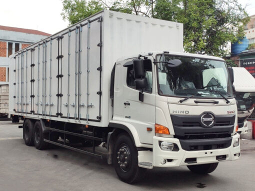 GIÁ XE HINO 3 CHÂN FL8JW7A THÙNG CHỞ PALLET 9.4M