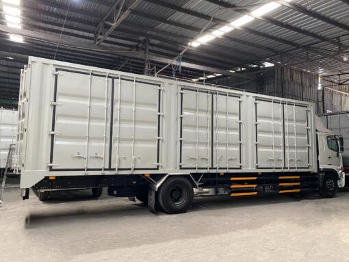 GIÁ XE HINO 8 TẤN FG8JT7A THÙNG CHỞ PALLET 10M