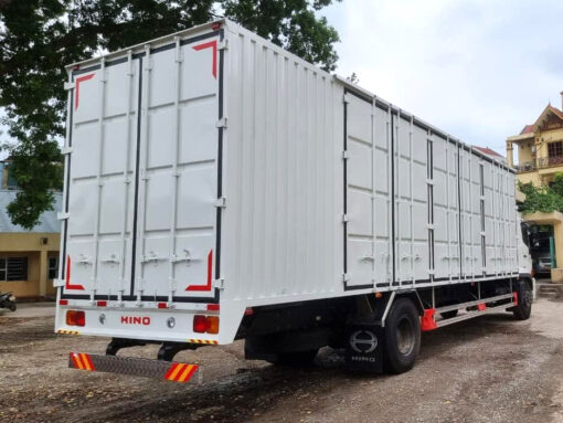 GIÁ XE HINO 8 TẤN FG8JT7A-UTL THÙNG CHỞ PALLET 9.7M