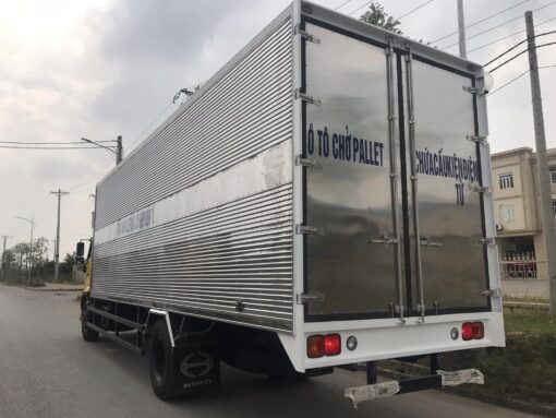 Xe Hino 8 tấn FG8JT7A-UTL thùng chở pallet 9.98M
