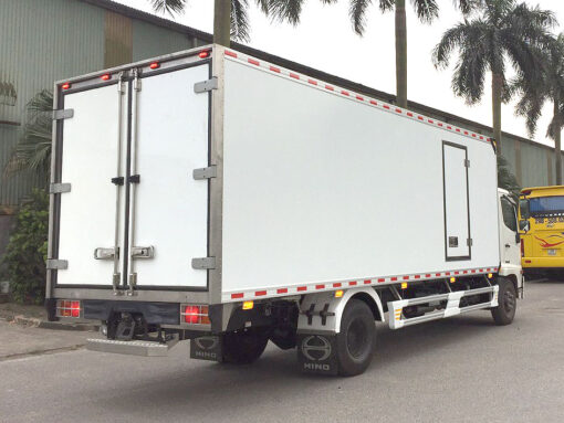 GIÁ XE HINO 6 TẤN FC9JNTC THÙNG ĐÔNG LẠNH 7.15M