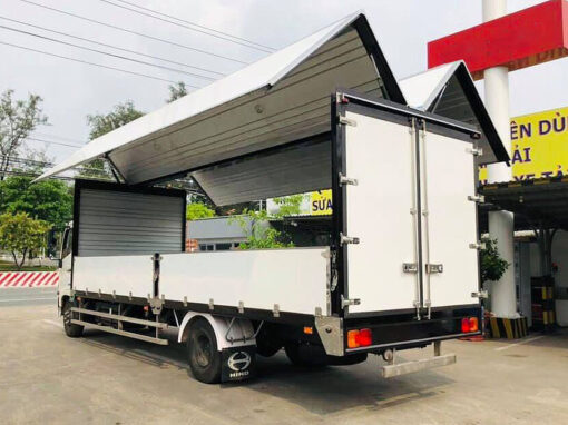 GIÁ XE HINO 6 TẤN FC9JNTC THÙNG KÍN CÁNH DƠI 7.3M