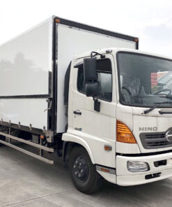 GIÁ XE HINO 6 TẤN FC9JNTC THÙNG KÍN CÁNH DƠI 7.3M